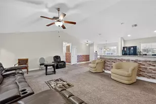 702 Chelsea Ave, Fruitland Park, FL 34731 - Photo 5