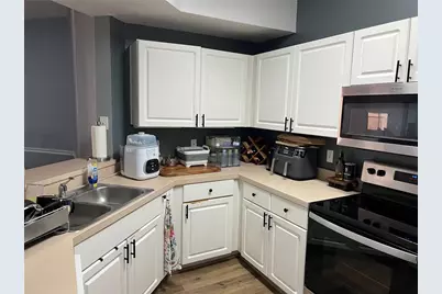 5566 Metrowest Boulevard #301, Orlando, FL 32811 - Photo 3