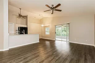 823 Rocky Mountain Ct, Valrico, FL 33594 - Photo 3