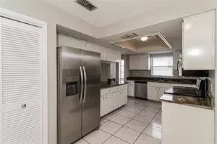 11322 Wolf Ct, Port Richey, FL 34668 - Photo 7
