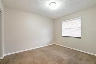 1309 Cove Pl, Tavares, FL 32778 - Photo 15