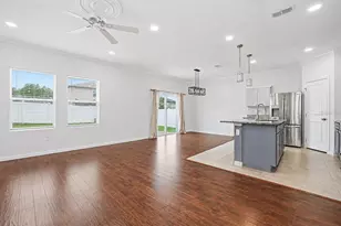 2270 Hemingway Cir, Groveland, FL 34736 - Photo 3