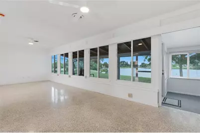 412 W Shade Drive, Venice, FL 34293 - Photo 15