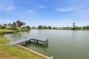 412 W Shade Dr, Venice, FL 34293 - Photo 25