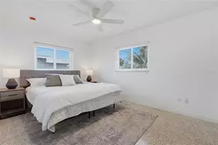 412 W Shade Dr, Venice, FL 34293 - Photo 11