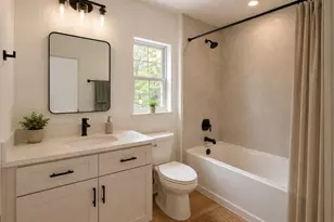 644 and 646 E Franklin St, Oviedo, FL 32765 - Photo 9