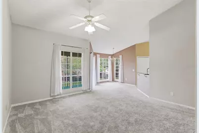 4696 Sussex Terrace #202, Orlando, FL 32811 - Photo 5
