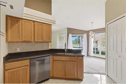 4696 Sussex Terrace #202, Orlando, FL 32811 - Photo 15