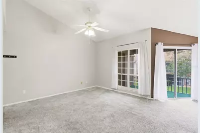4696 Sussex Terrace #202, Orlando, FL 32811 - Photo 7