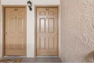 4696 Sussex Terrace #202, Orlando, FL 32811 - Photo 3