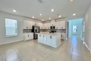 16319 Honey Harvest St, Winter Garden, FL 34787 - Photo 3