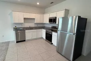393 Grand Pne Ln, Saint Cloud, FL 34771 - Photo 3