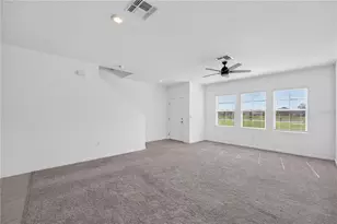 393 Grand Pne Ln, Saint Cloud, FL 34771 - Photo 9