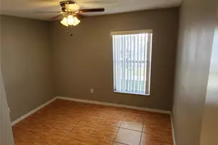2370 Harbor Town Dr, Kissimmee, FL 34744 - Photo 9