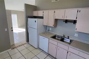 2370 Harbor Town Dr, Kissimmee, FL 34744 - Photo 13