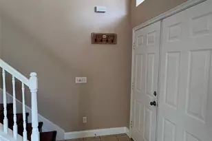 812 Jade Forest Ave, Orlando, FL 32828 - Photo 3