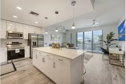 1709 N Tamiami Trail #220, Sarasota, FL 34234 - Photo 3
