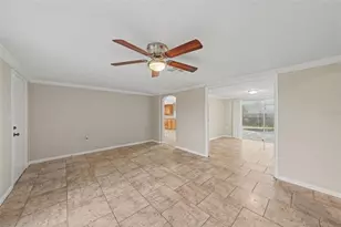 9135 Hunt Club Ln, Port Richey, FL 34668 - Photo 7