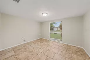 9135 Hunt Club Ln, Port Richey, FL 34668 - Photo 11