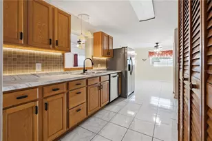 527 Bounty Ave NE, Palm Bay, FL 32907 - Photo 5