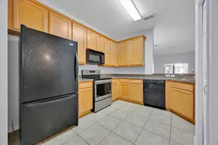 7509 Pellham Way, Kissimmee, FL 34747 - Photo 5