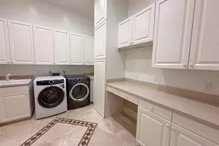 4407 W Dale Ave, Tampa, FL 33609 - Photo 47