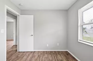 2151 S Ivey Ln, Orlando, FL 32811 - Photo 17