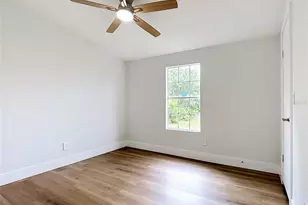 9200 Mercury Dr, Saint Cloud, FL 34773 - Photo 15