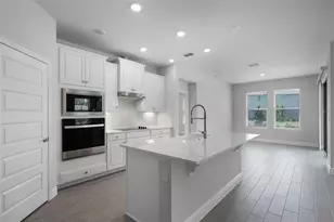 11923 Shine View Ln, Winter Garden, FL 34787 - Photo 3