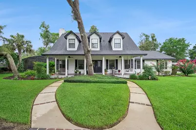 290 Manor Oaks Court, Sanford, FL 32771 - Photo 1