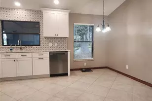 2805 Lake Tohopekaliga Blvd, Kissimmee, FL 34746 - Photo 3
