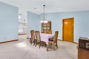 2805 Lake Tohopekaliga Blvd, Kissimmee, FL 34746 - Photo 7