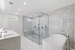 673 Lake Harbor Cir, Orlando, FL 32809 - Photo 21