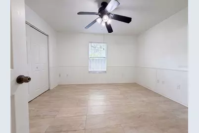 944 NW 87th Drive, Gainesville, FL 32606 - Photo 13