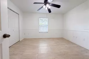 944 NW 87 Dr, Gainesville, FL 32606 - Photo 13