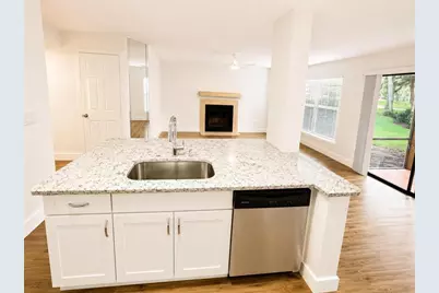 4702 Sutton Terrace #108, Orlando, FL 32811 - Photo 7