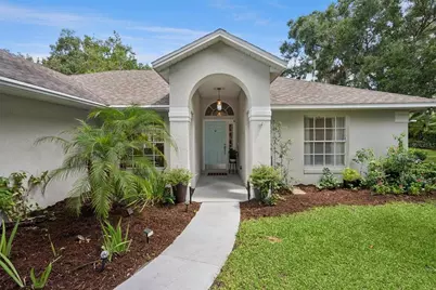 613 Huron Place, Mount Dora, FL 32757 - Photo 1