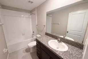 39693 Harvest Creek Ln, Zephyrhills, FL 33540 - Photo 19