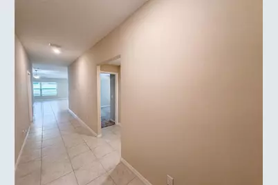 39693 Harvest Creek Lane, Zephyrhills, FL 33540 - Photo 21