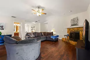 1922 Matthew Ct, Lakeland, FL 33813 - Photo 5