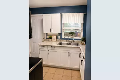 6160 Strawflower Place, Jacksonville, FL 32209 - Photo 5