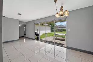 5005 Stolls Ave, Tampa, FL 33615 - Photo 11