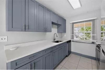 5005 Stolls Avenue, Tampa, FL 33615 - Photo 23