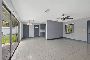 5005 Stolls Ave, Tampa, FL 33615 - Photo 13