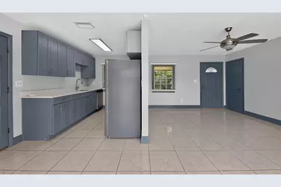 5005 Stolls Avenue, Tampa, FL 33615 - Photo 25