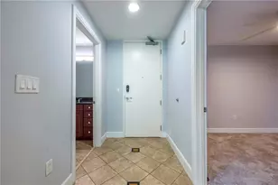 101 S Eola Dr, Orlando, FL 32801 - Photo 15