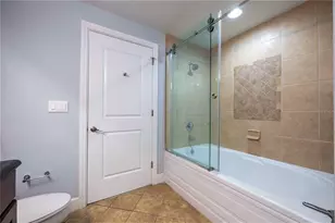 101 S Eola Dr, Orlando, FL 32801 - Photo 13