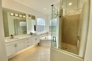 7468 Roxye Ln, Sarasota, FL 34240 - Photo 17