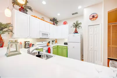 205 Lucaya Loop #205, Davenport, FL 33897 - Photo 9