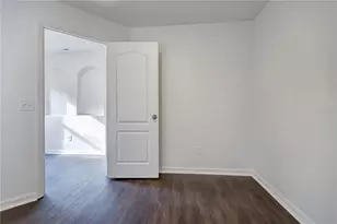 7415 Oxford Garden Cir, Apollo Beach, FL 33572 - Photo 13